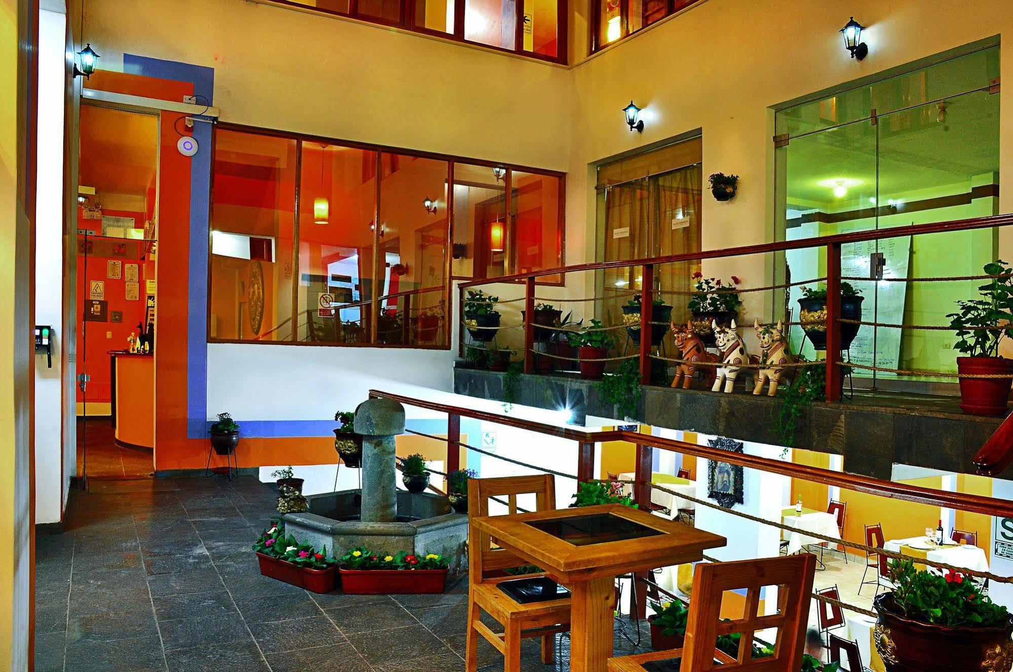 Intiqa Hotel Πούνο Εξωτερικό φωτογραφία